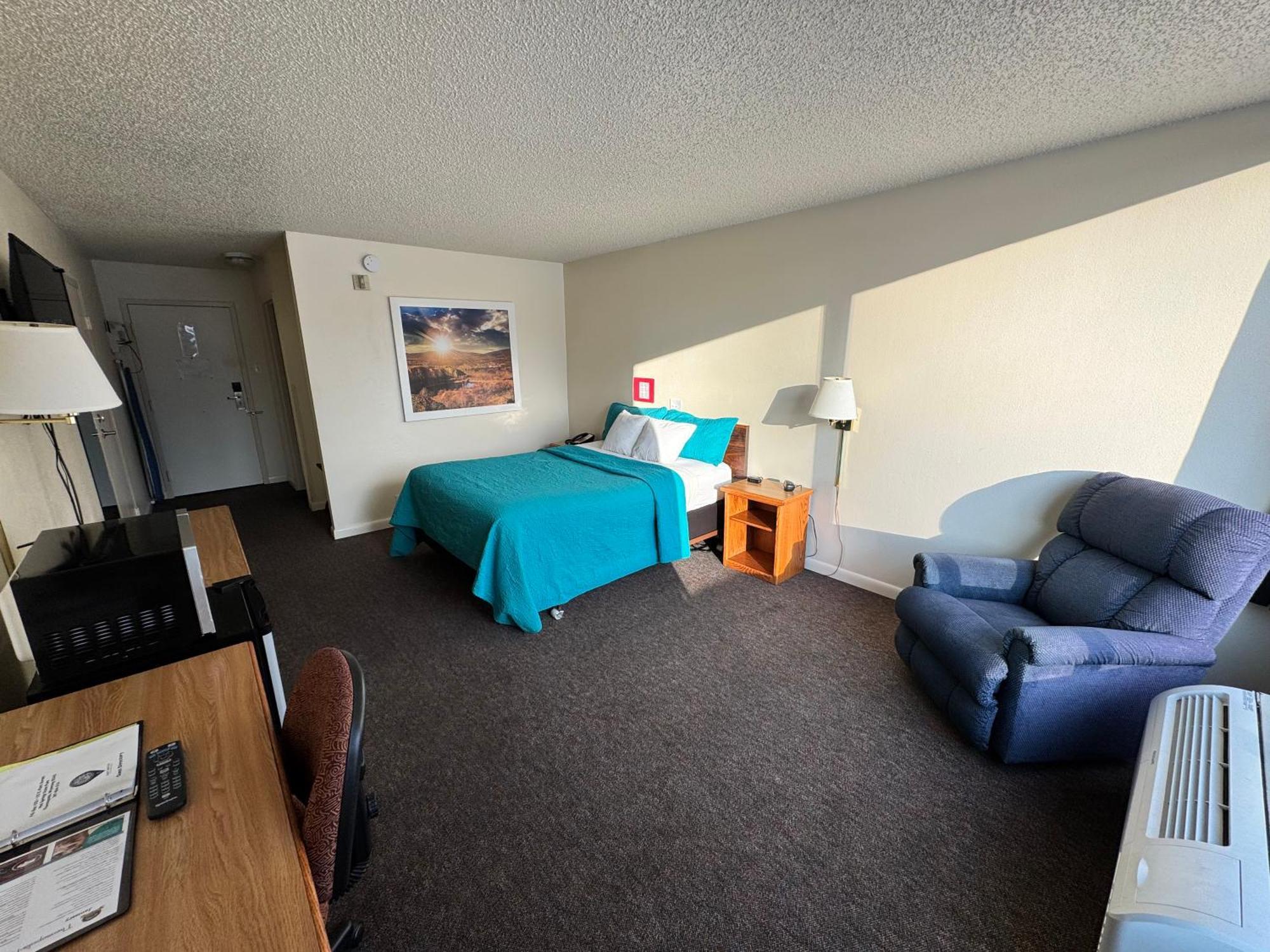 Hot Springs & Hotel 3*