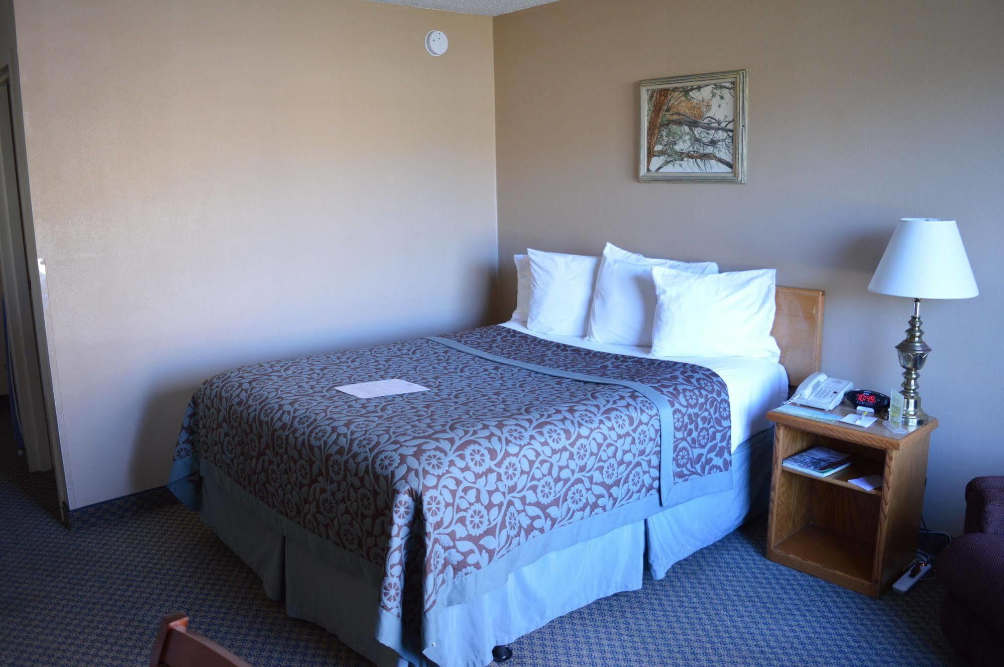 Hotel Hot Springs & 3*