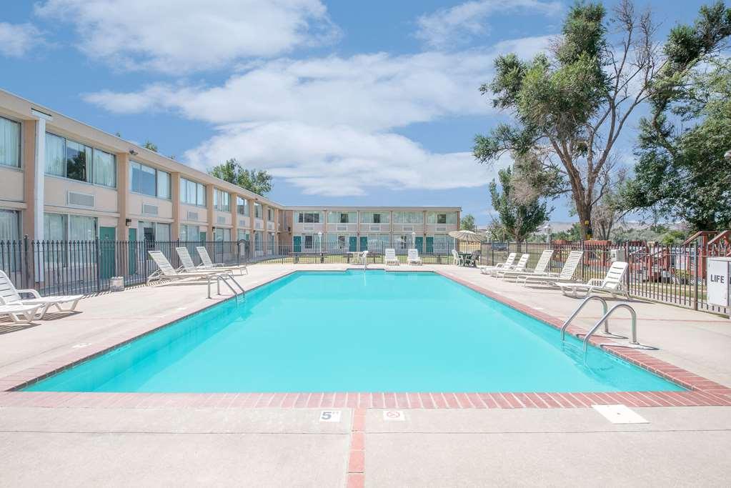 Hot Springs & Hotel Thermopolis
